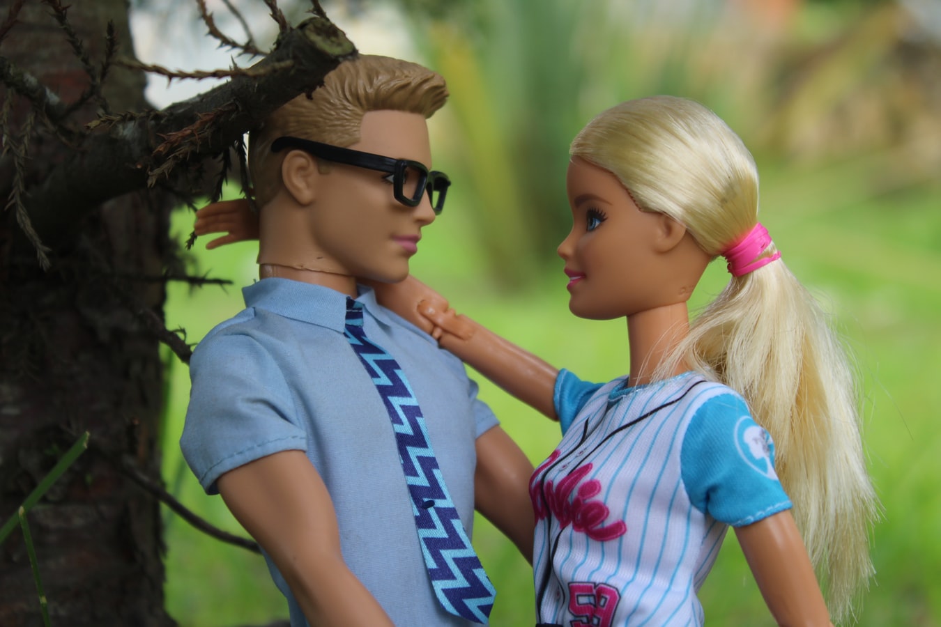 Barbie has hair loss!